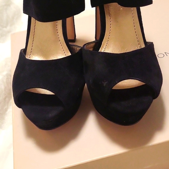 EUC with Box BCBGeneration Helara Suede Platform Peeptoe Heels - Picture 6 of 11